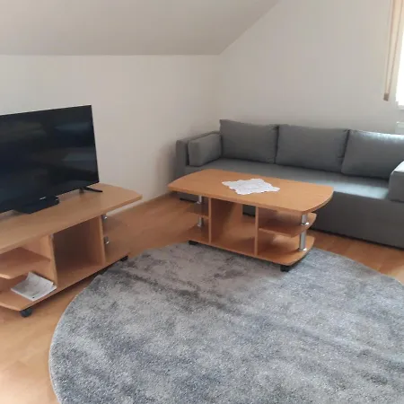 Lägenhetshotell Tic 3*