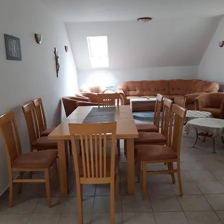 Tic Lägenhetshotell Hervartov